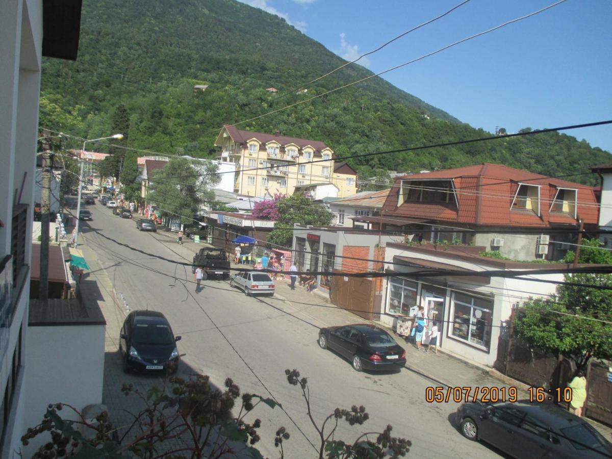 Guest House У Маргариты Gagra Exterior photo