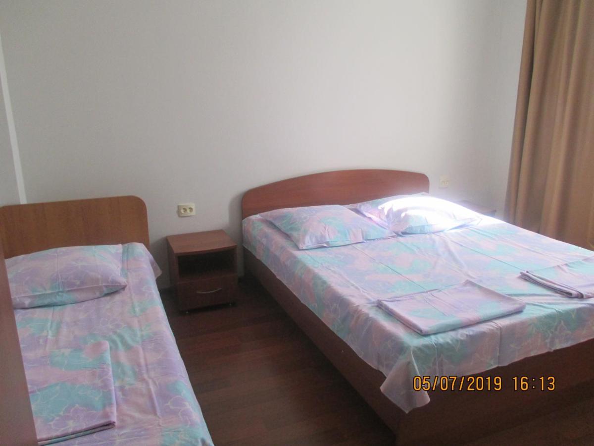 Guest House У Маргариты Gagra Exterior photo